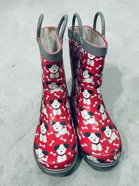 Nomad Splashy Playful Puppies Kids Rain Boots Size 10 Red With Puppy Pattern